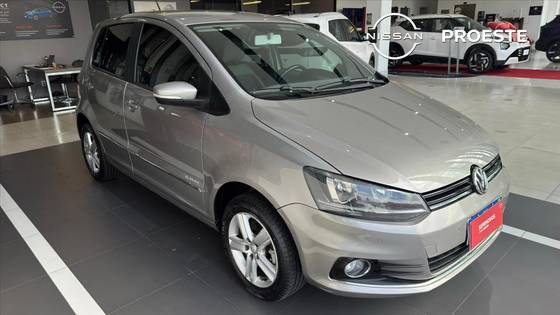 VOLKSWAGEN FOX 1.6 MSI HIGHLINE 16V FLEX 4P MANUAL